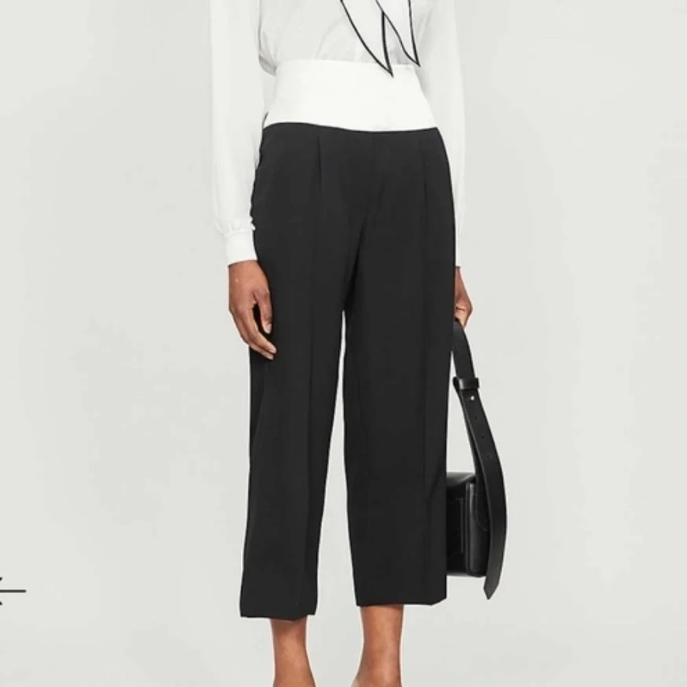 New Givenchy Wool Tailored Cropped Trousers Size 36